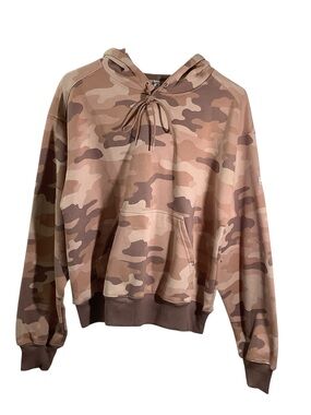 Brand New Fabletic Camo Forever Fleece Drawstring Hoodie